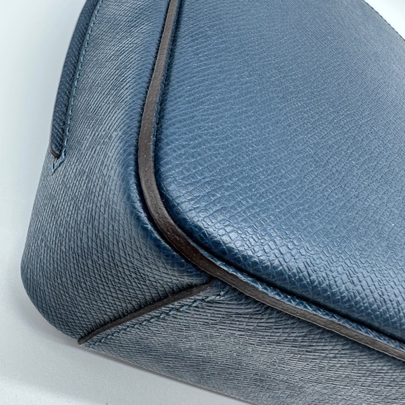 Louis Vuitton Roman PM Measenger Bag Taiga  Leather in Ocean Brand new With Tags - Picture 7 of 13